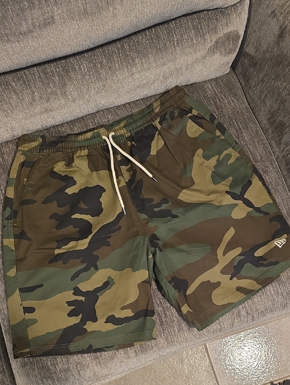 New Era Camo Shorts - Size XL
